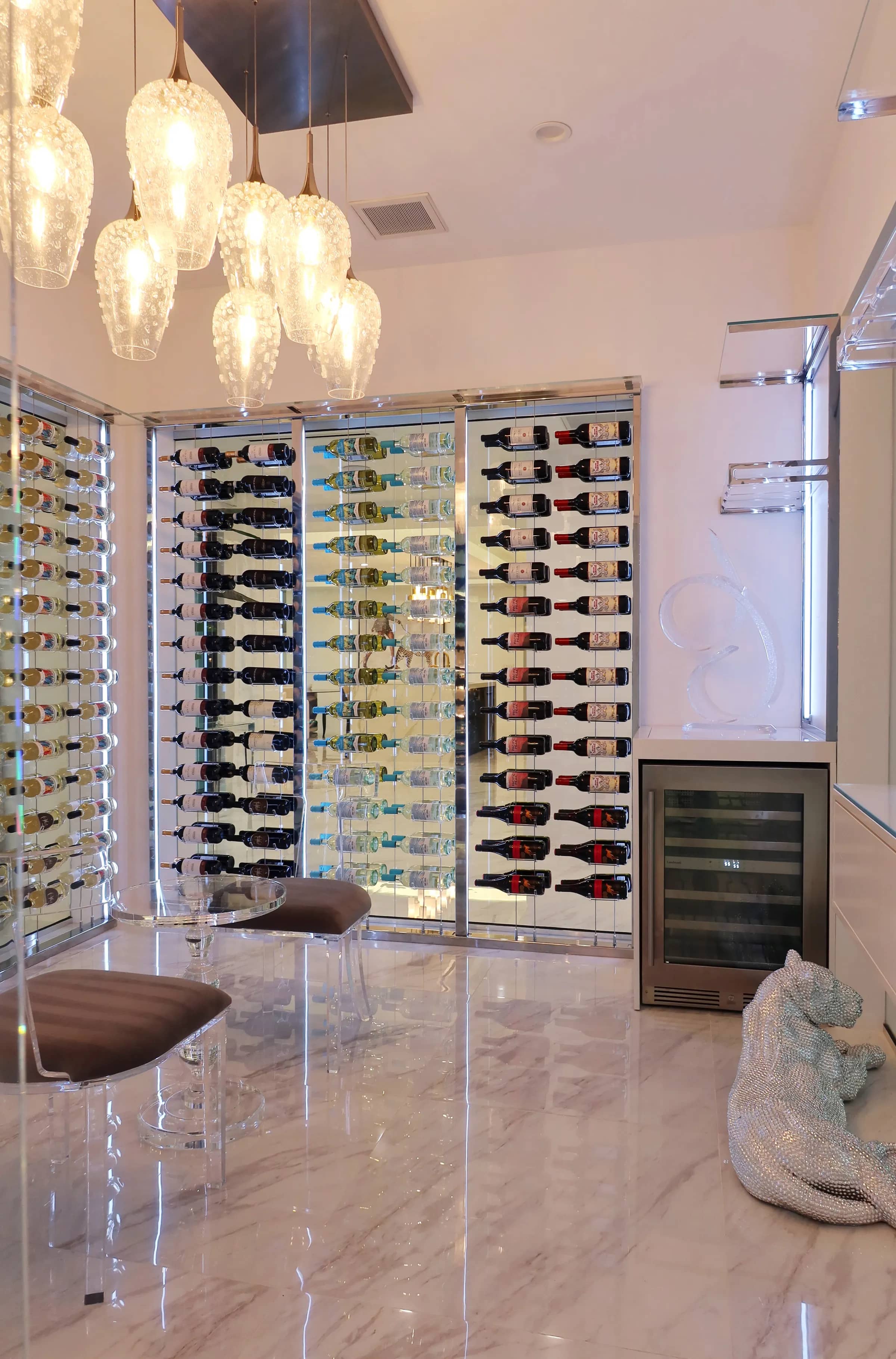 Minimalist Wine Cellar South Florida — Modern Design — photograph 2 of 10