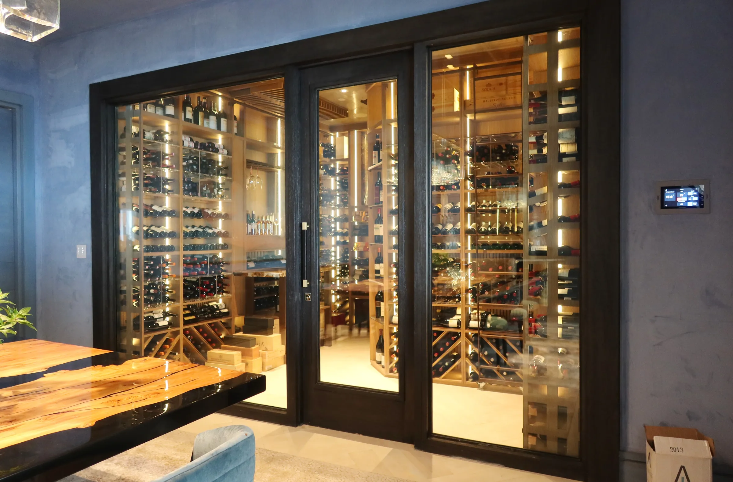 Luxury Wine Room Santo Domingo — Park Tower
